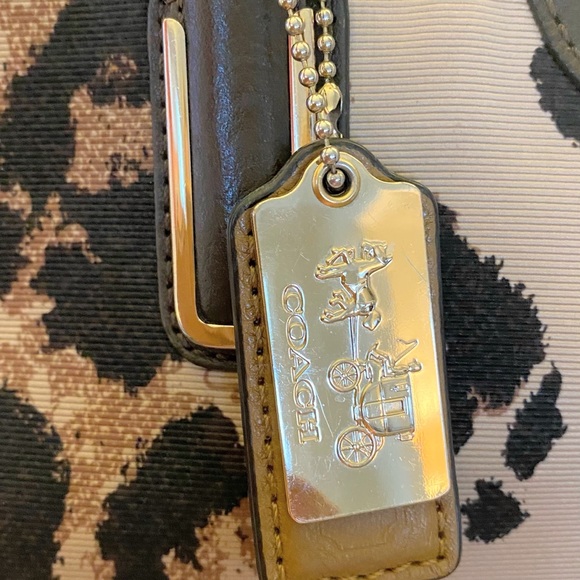 Coach Madison Kimberly Carryall! - Picture 2 of 5